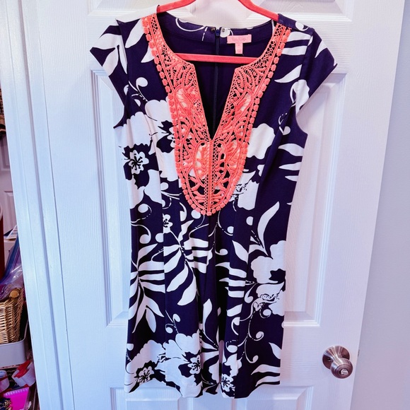 Lilly Pulitzer Dresses & Skirts - Lilly Pulitzer Briella Knit Ponte Dress Johnny B Print